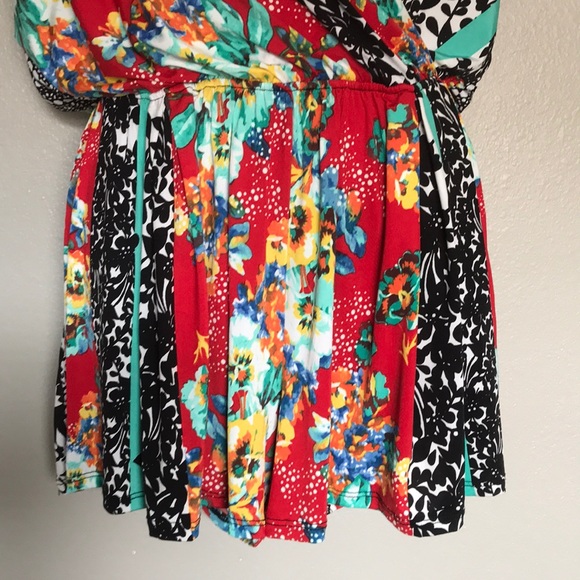 Shorts romper - Picture 4 of 6